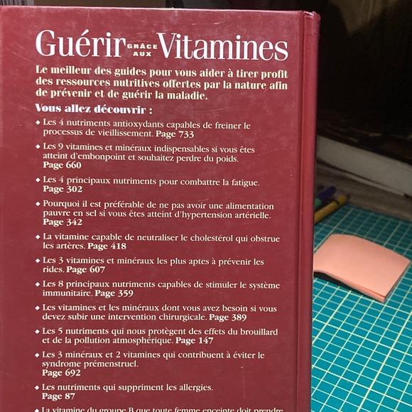 Red Health and Wellness Guide Book - Picture 2 of 3